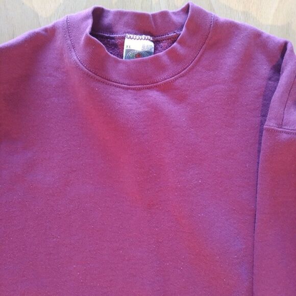Vintage Fruit of the Loom Crewneck Sweatshirt Red - Picture 1 of 7